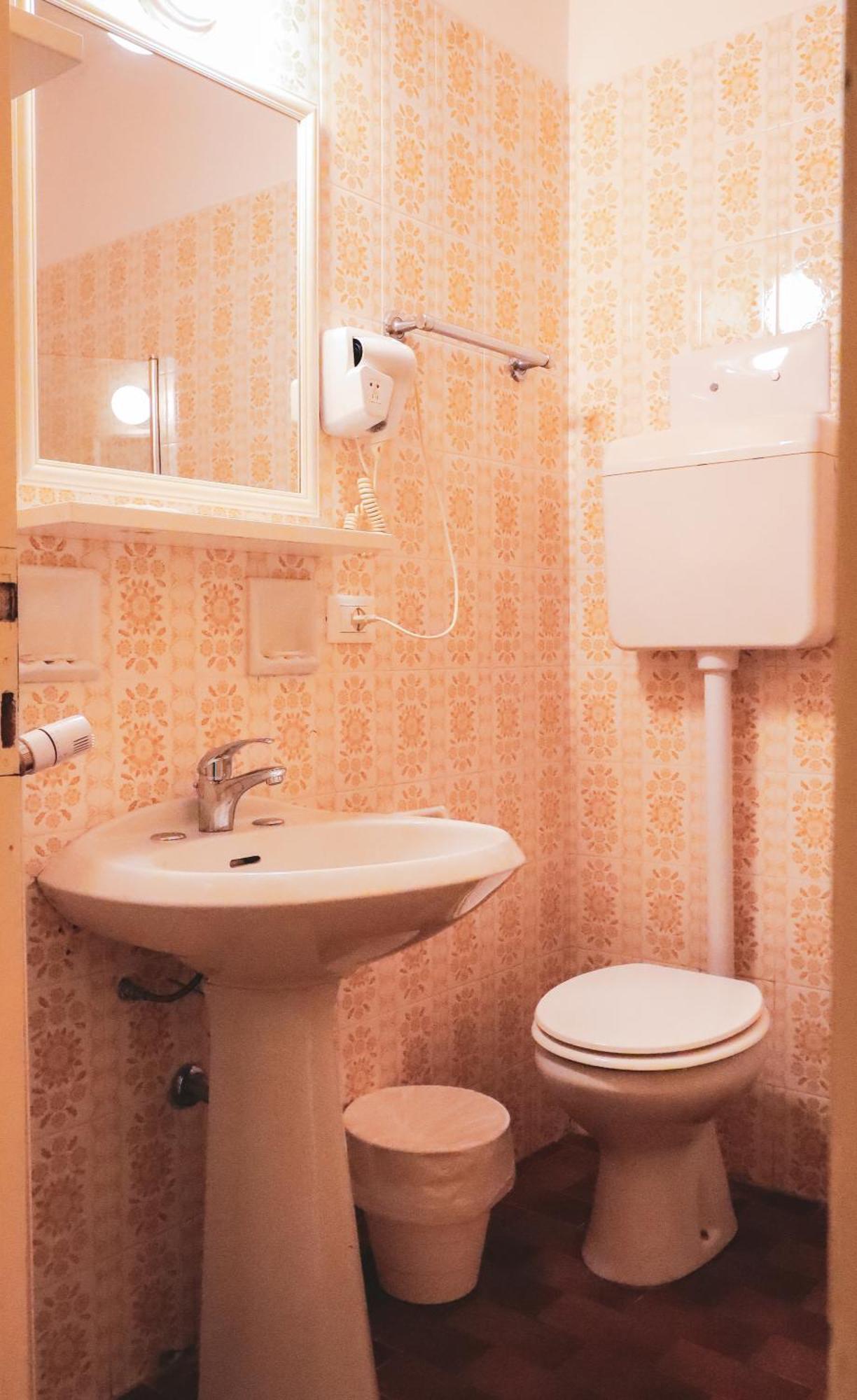 Hotel Adria & Resort Toscolano Maderno Buitenkant foto