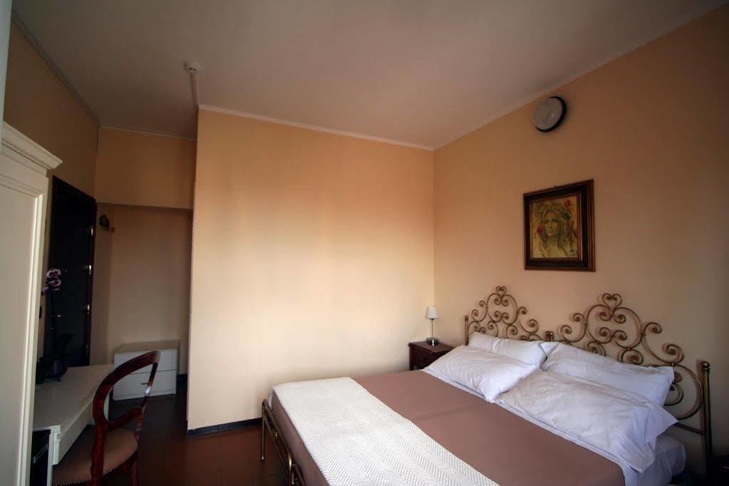 Hotel Adria & Resort Toscolano Maderno Buitenkant foto